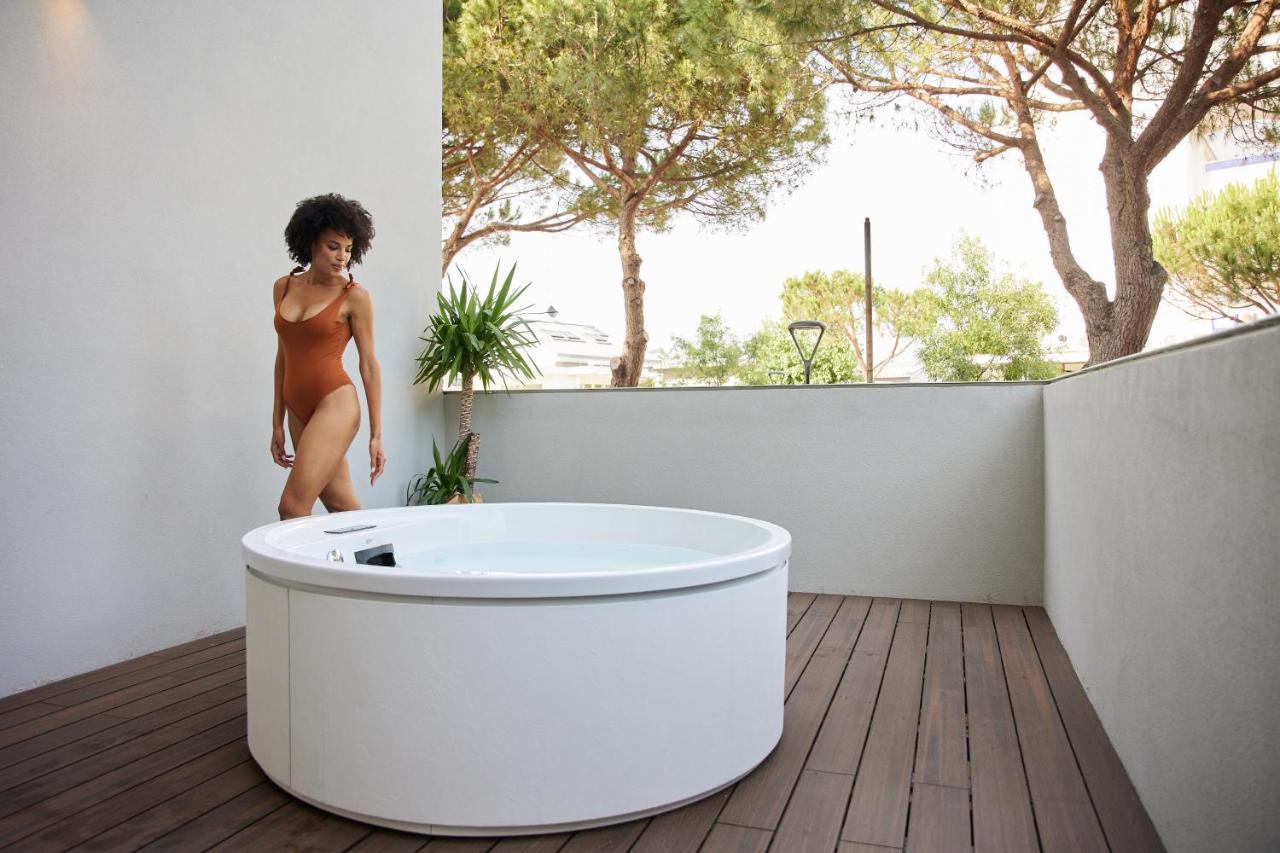 One-Bedroom Apartment Spa Bath