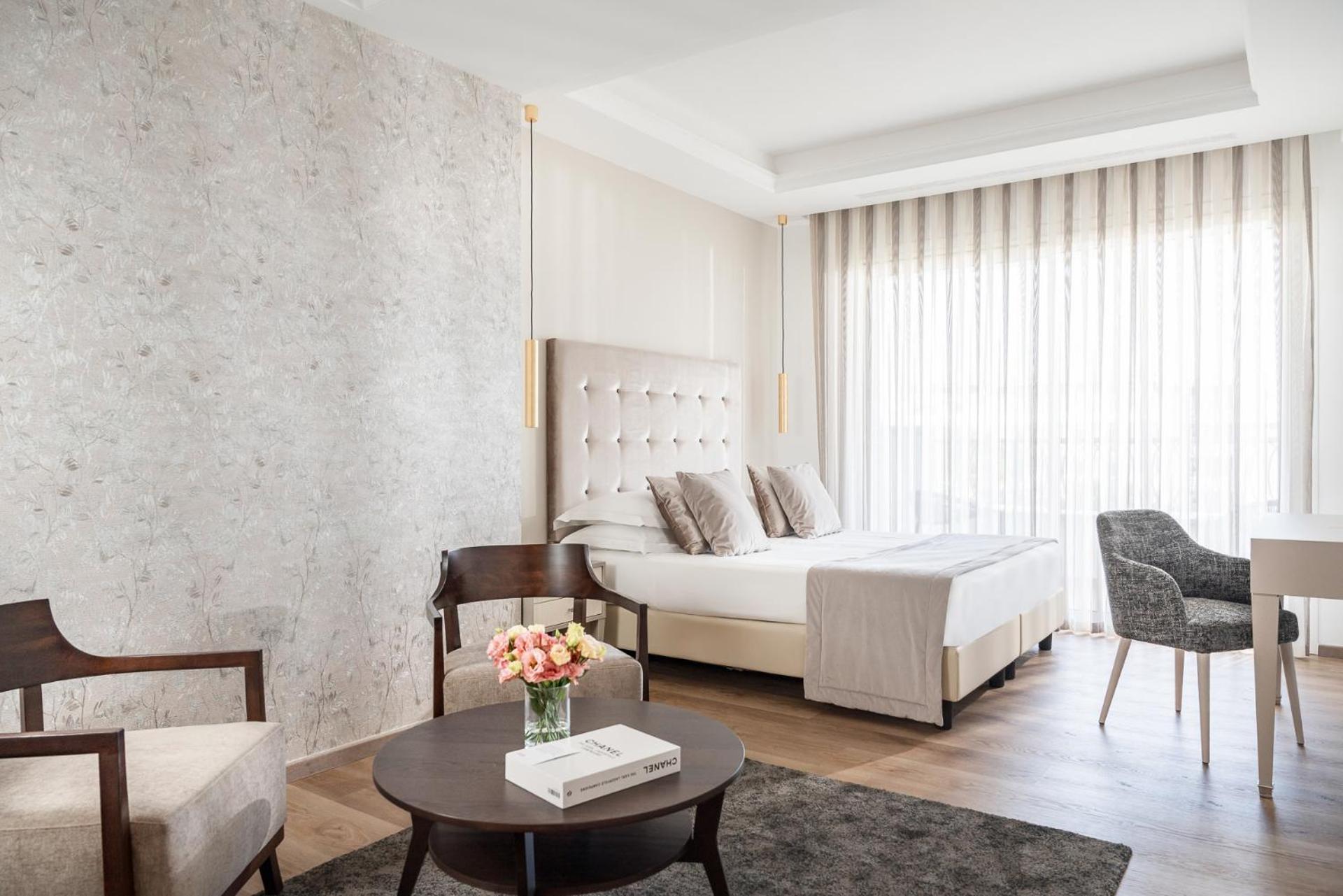 Deluxe Double or Twin Room